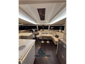 Fountaine Pajot Astrea 42
