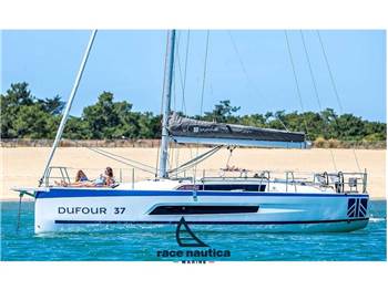 Dufour Yachts 37