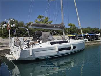 Dufour Yachts 37