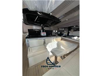 Solaris Power 44 Open