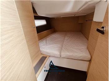Dufour Yachts 44