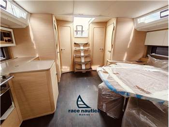 Dufour Yachts 44