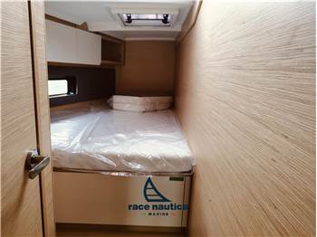 Dufour Yachts 44