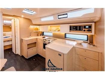 Dufour Yachts 44