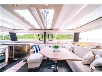 Fountaine Pajot Tanna 47