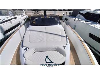 Solaris Power 44 Open