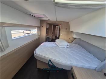 Fountaine Pajot 48