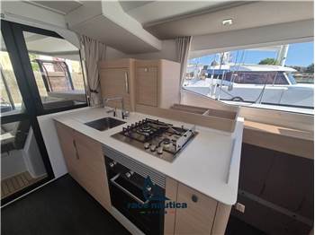 Fountaine Pajot 48