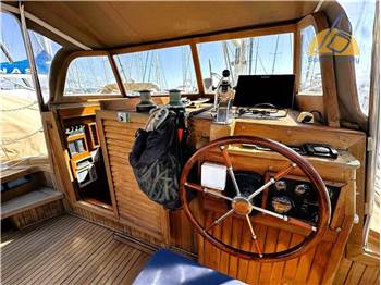 Moschini MOTORSAILER 44