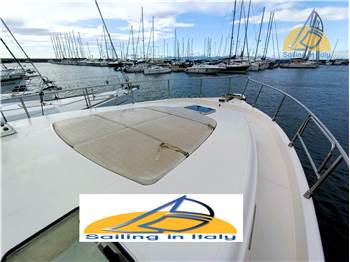 Cayman 43 WA