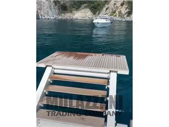 Evo Yachts Evo R4