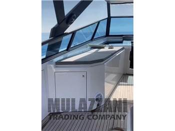 Evo Yachts Evo R4