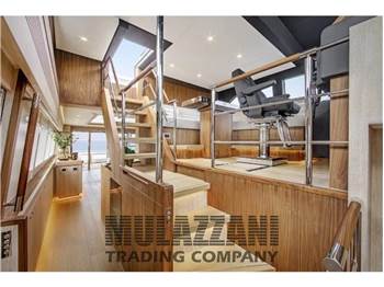 Van Der Valk Van Der Valk Raised Pilothhouse