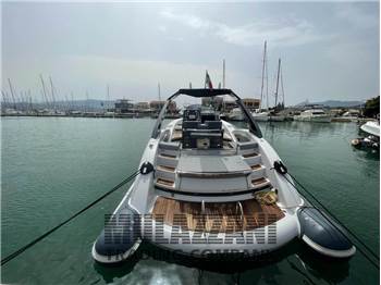 Python Yacht Python C33