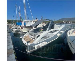 Python Yacht Python C33