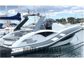 Python Yacht Python C33