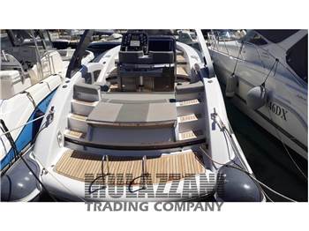 Python Yacht Python C33