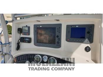 Boston Whaler OUTRAGE 320