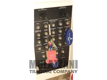 Boston Whaler OUTRAGE 320