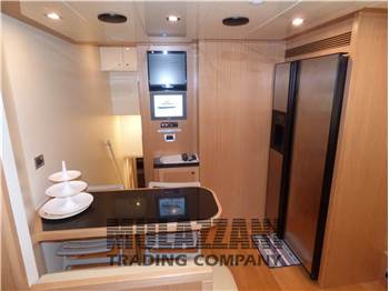 Custom Line Navetta 26