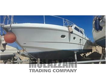 Ferretti Yachts ALTURA 40 ROADSTAR