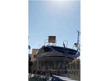 X-Yachts X 442