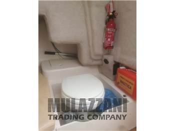 Sessa Marine Key Largo 22'