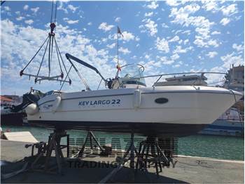 Sessa Marine Key Largo 22'