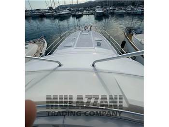 Bertram Yacht 630 Convertible