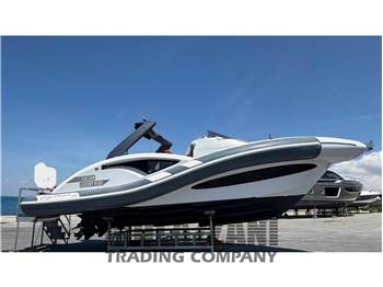 Python Yacht Python C33