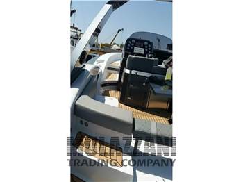 Python Yacht Python C33