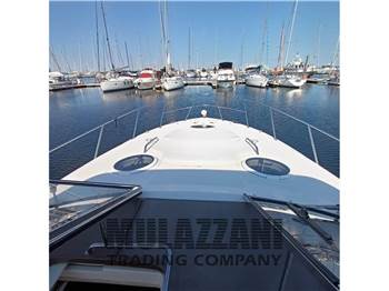 Regal Marine COMMODORE 3560
