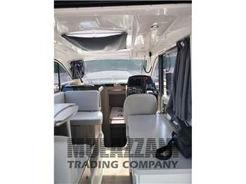 Quicksilver 905 Weekend