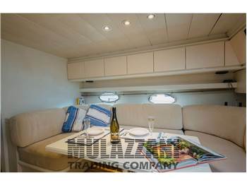 Pershing 40
