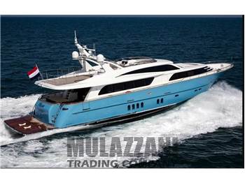 Van Der Valk - Van Der Valk Raised Pilothhouse