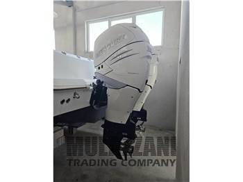 Boston Whaler OUTRAGE 320