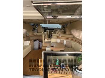 Ferretti Yachts FERRETTI 550