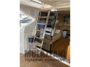 Ferretti Yachts FERRETTI 550