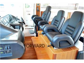 Sunseeker Predator 72