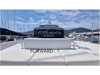 Sundeck Yachts Sundeck 550