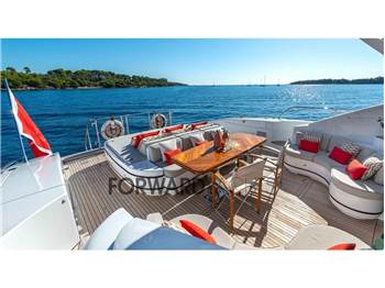 Overmarine Mangusta Maxi Open 92