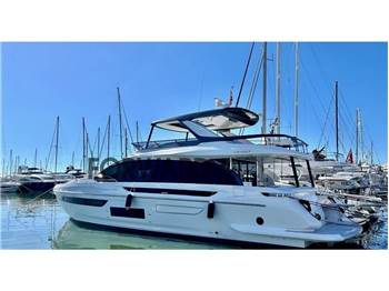 Azimut 72 Fly