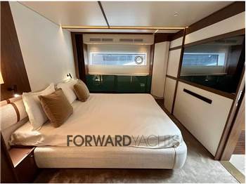 Azimut 72 Fly