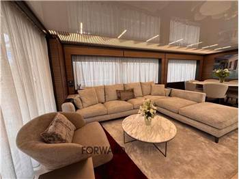 Ferretti Yachts 920