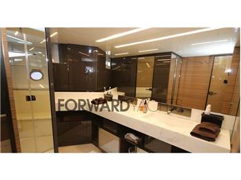 Ferretti Yachts 920