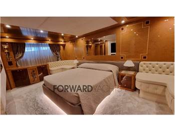 Amer Yachts 100