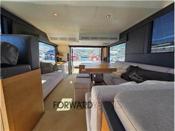 Sundeck Yachts Sundeck 550