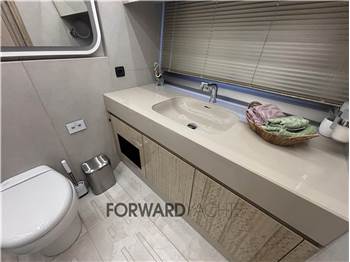 Galeon Yacht Galeon 700 Skydeck