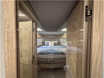Galeon Yacht Galeon 700 Skydeck