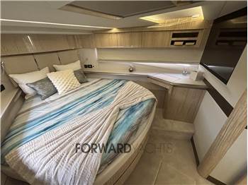 Galeon Yacht Galeon 700 Skydeck